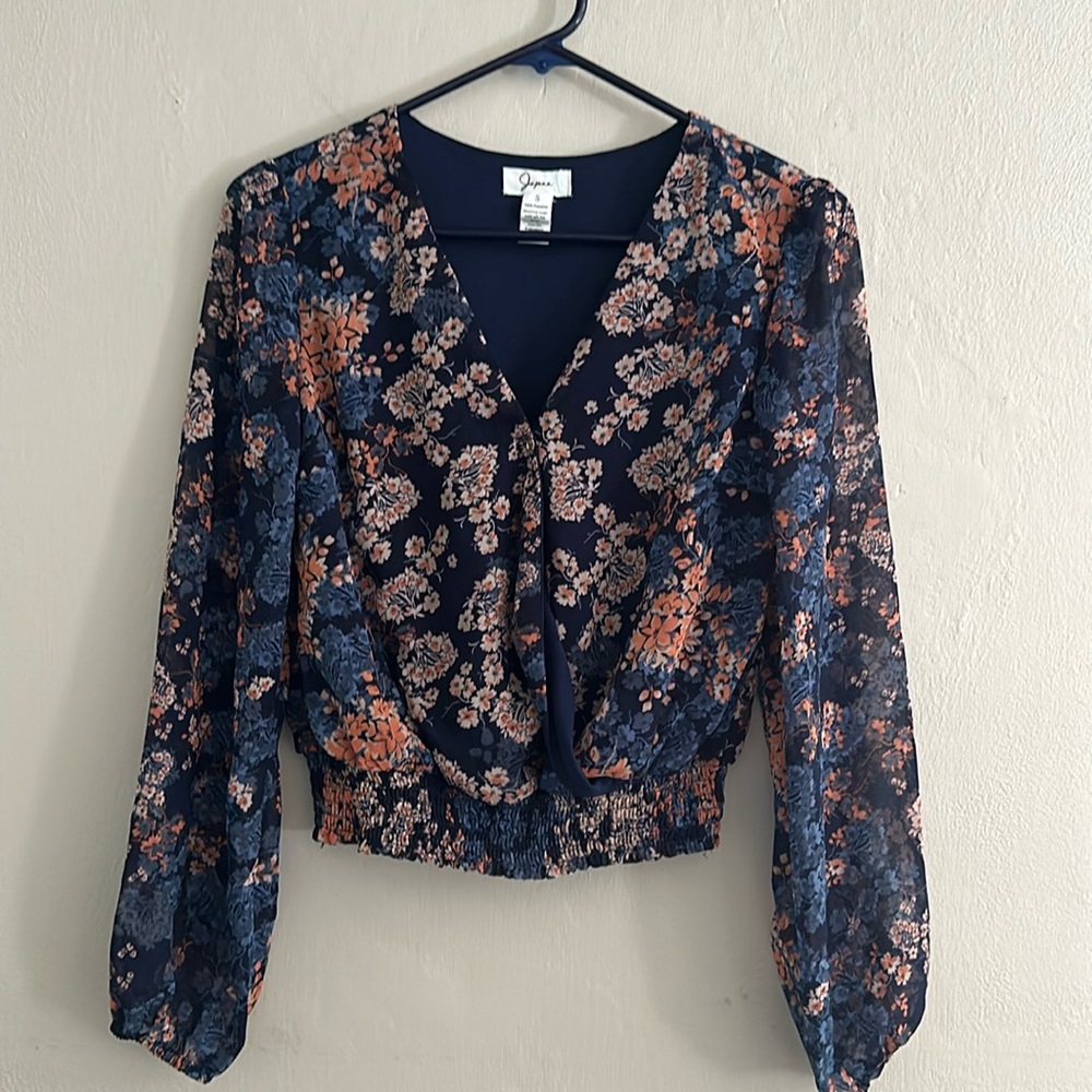 Japana Size Small long sleeve snap blouse
